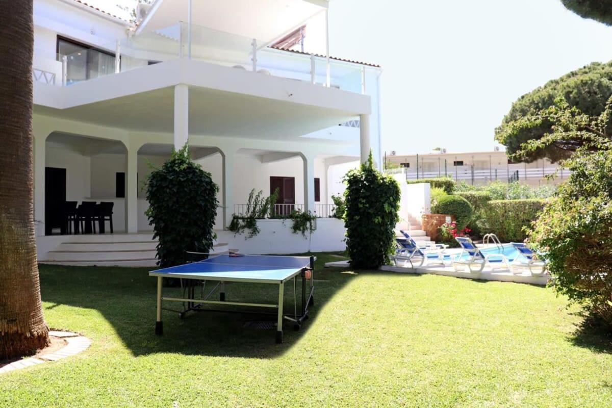 Villa Hibiscus, Great Location In Vilamoura, Lush Green Lawns And Garden Quarteira Ngoại thất bức ảnh